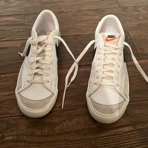 Men’s Nike blazer low 77 vintage size 10